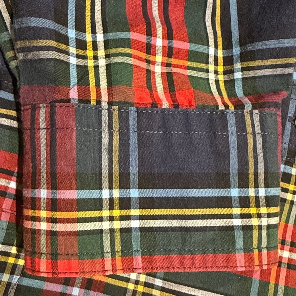 CHAPS Easy Care Plaid Long Sleeved Button Down Shirt XL Great Colors - Picture 10 of 10